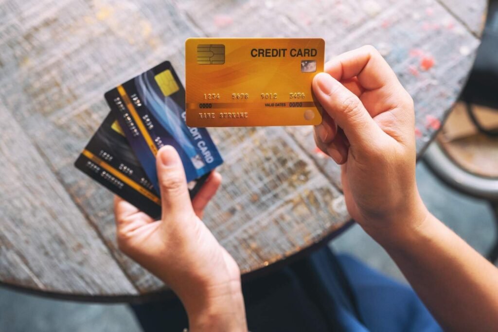 How can I avoid interest charges even if my card has a promo APR