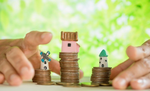 Start With a Realistic Emergency Savings Goal