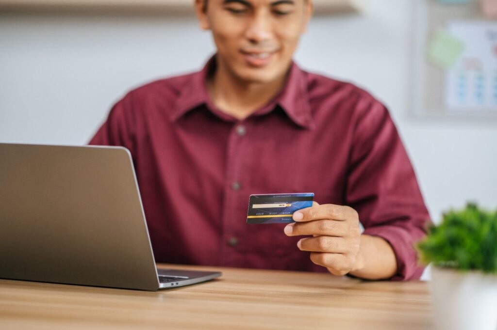 Should You Pay the Statement Balance or Current Balance?