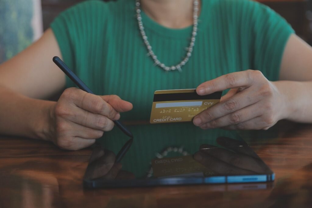 How Is Credit Card Interest Calculated?